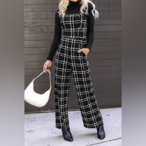 New women’s black plaid casual strap square neck casual  overall jumpsuit, Sz 2